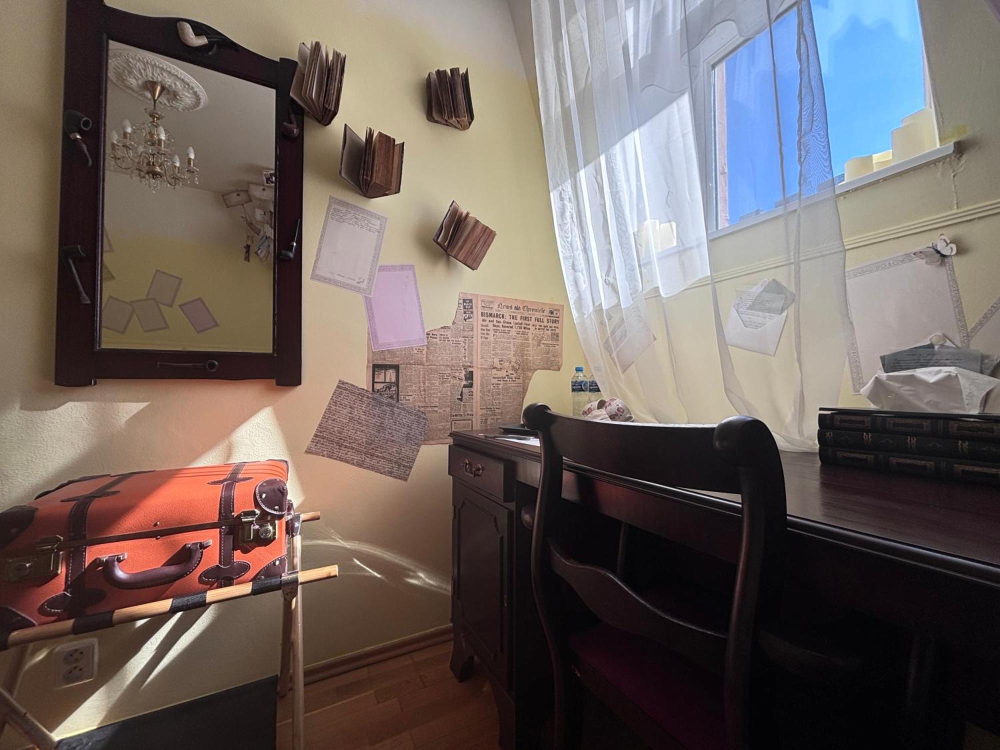 Poet'S Theme Room, Free Parking Карловы Вары Экстерьер фото